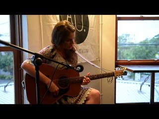 Imogen Clark "Things You Never Had" Live at The AU Sessions in Sydney