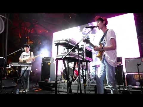 Glen Check performing LIVE at Music Matters 2015 in Singapore