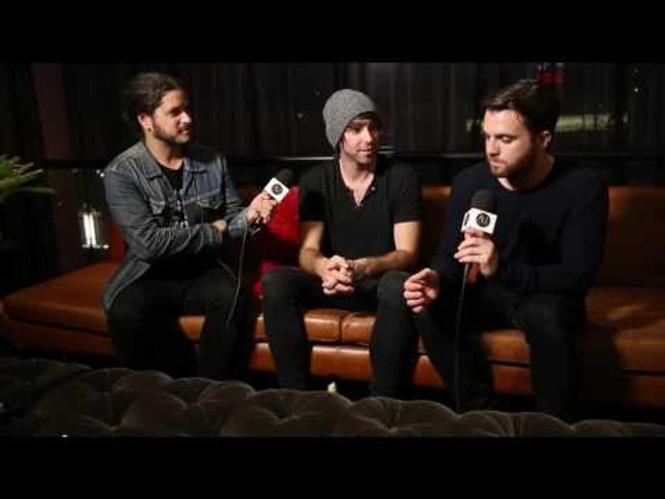 All Time Low's Rian & Alex on Fueled By Ramen & attracting new fans with "Last Young Renegade"