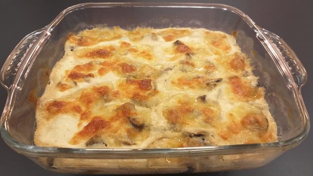 Rreze Dielli 1 Maj 2019 - Të Gatuajmë me Znj. Vjollca P1 Fileto pule me kërpudha dhe djathë në furrë