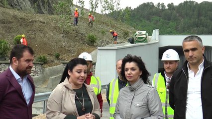 TUNELI PANORAMIK NË AUTOSTRADËN TIRANË ELBASAN, BALLUKU  RRUGA PËRFUNDON NË MAJ