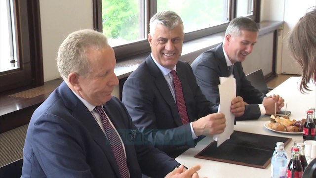 Thaçi pas Samitit të Berlinit: S’ka asgjë konkrete nga BE - News, Lajme - Vizion Plus