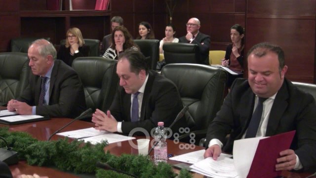 RTV Ora - Mbyllet aplikimi, në garë për Prokuror të Përgjithshëm Arta Marku dhe tre kandidatë