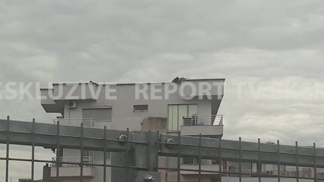 Çfarë po ndodh në Tiranë?! RENEA dhe agjentët me snajper aksion tek 'Komuna e Parisit'