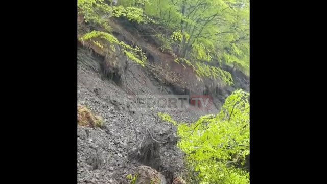 Report TV - Rrëshqet masivi i dheut, bllokohet aksi Krujë-Qafshtamë