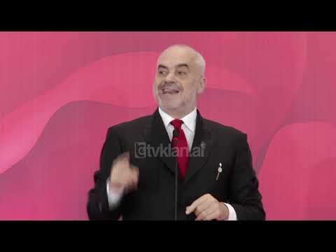 Politika kremton e ndare Diten e Deshmoreve