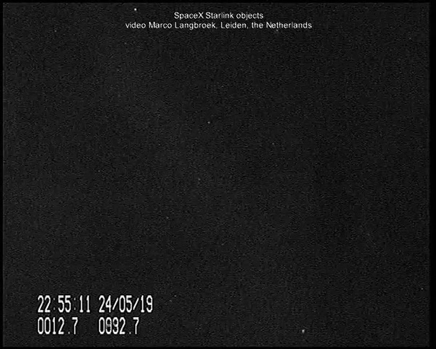 60 satellites se suivent en orbite basse