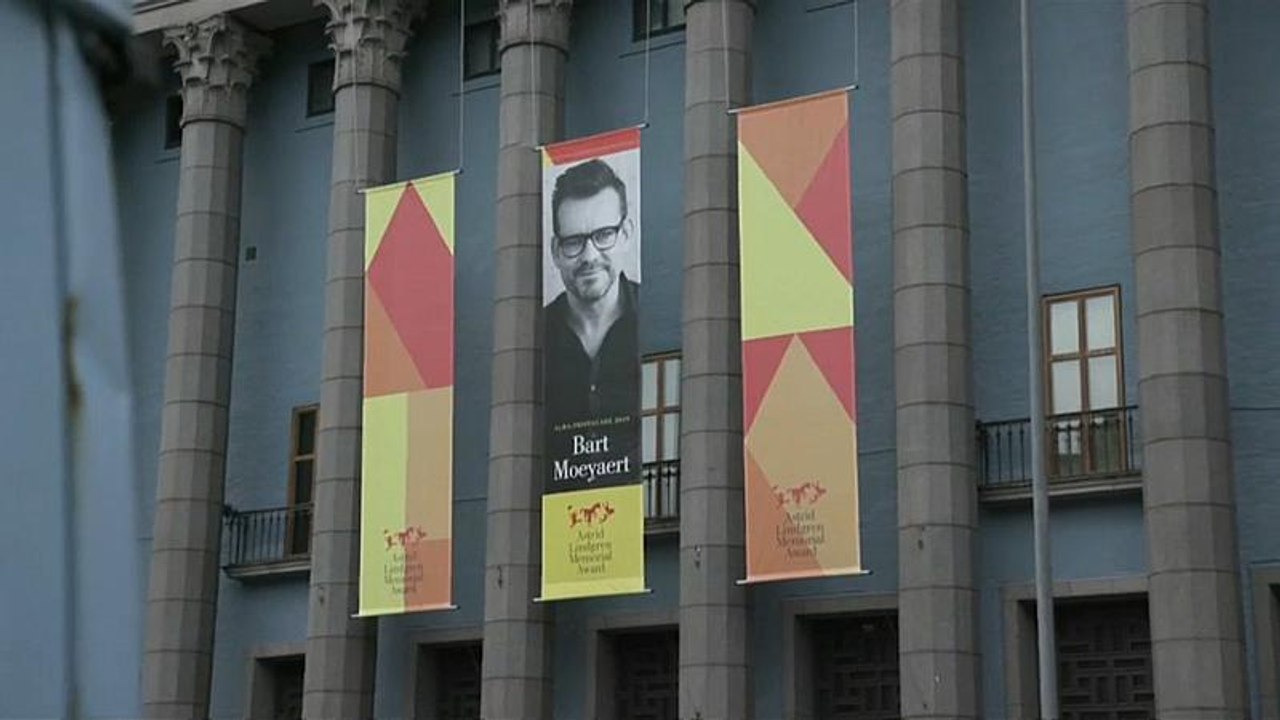 Bart Moeyaert nimmt Astrid-Lindgren-Preis entgegen