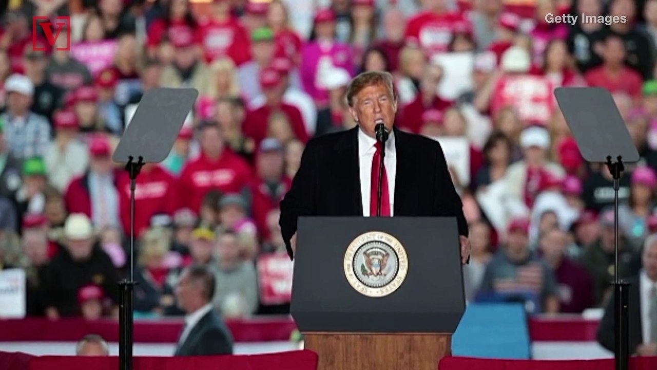 Bernie Sanders: Trump is Engineering a ‘Constitutional Crisis’ by Blocking Mueller Report