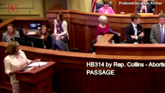 Senator Warren Makes Plea to Lawmakers to Protect Roe v. Wade Abortion Precedent