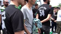 1. Lig yolunda Sakaryalı 25 bin taraftar Bursa'ya akın etti