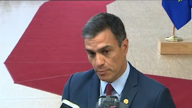 Sánchez pide a Podemos reconsiderar sus estrategias tras los resultados del 26-M