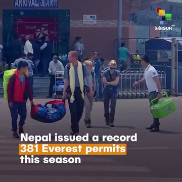 Climbers Dies In Human ‘Traffic Jams’ On Mount Everest