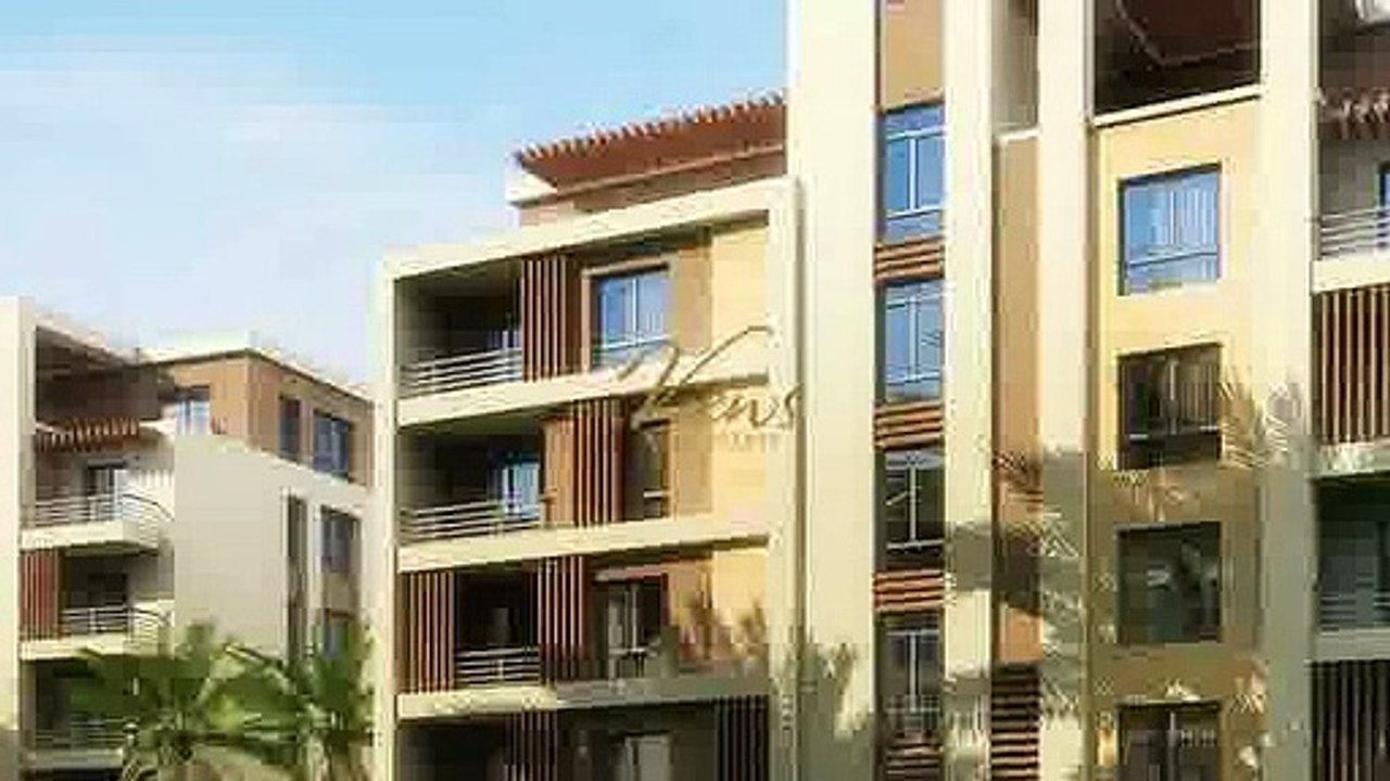 للبيع شقة غرفتين حديقة خاصة بدون مقدم في تاج سيتي طريق القاهرة السويس