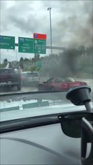 Il va regretter d'avoir sorti sa décapotable dans les bouchons