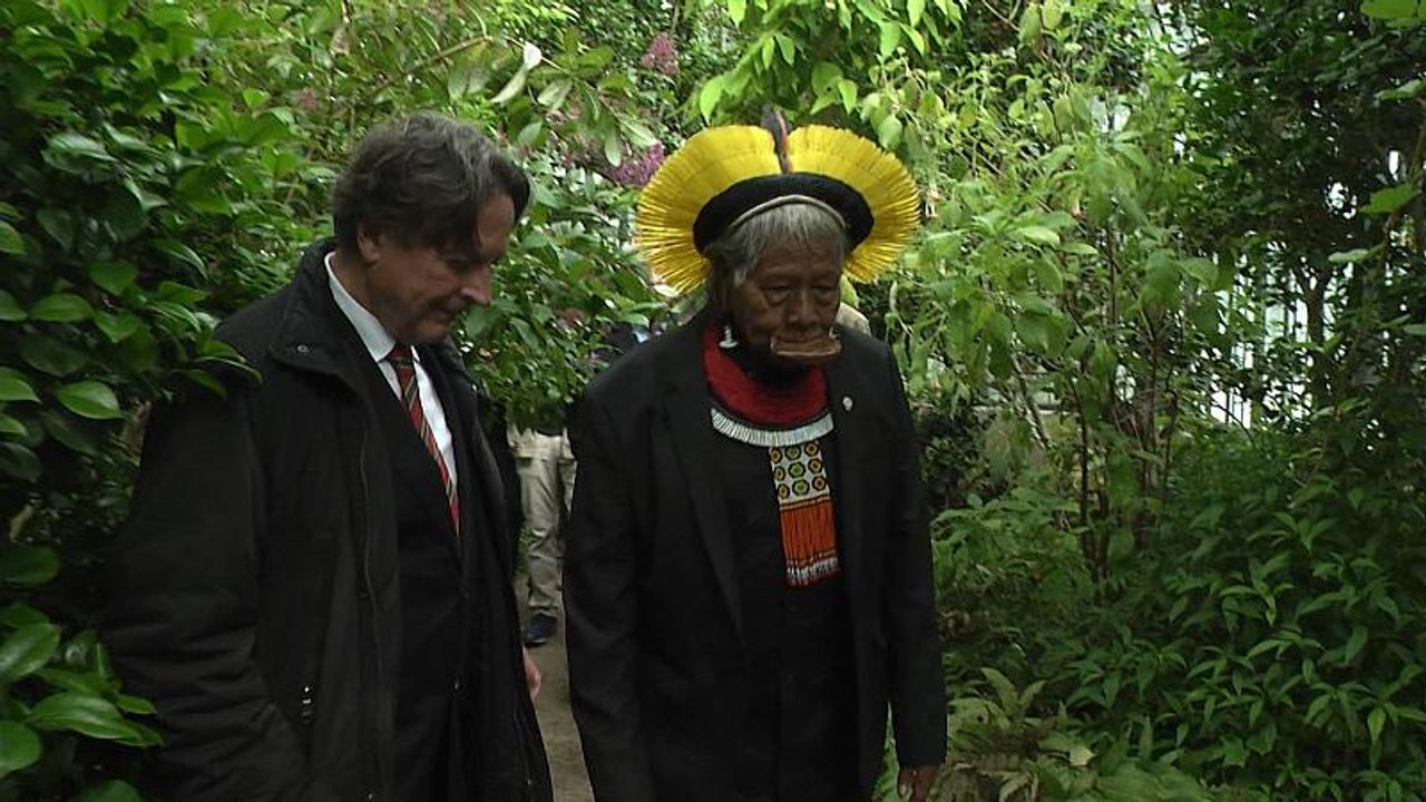 'Bolsonaro is rubbish' says Brazilian indigenous chief on visit to Lyon