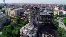 Bahçelievler' de yıkılan 11 katlı binanın enkazı havadan görüntülendi