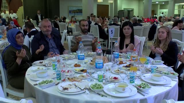 ANKARA Bakan Selçuk, şehit yakını ve gaziler ile iftarda buluştu