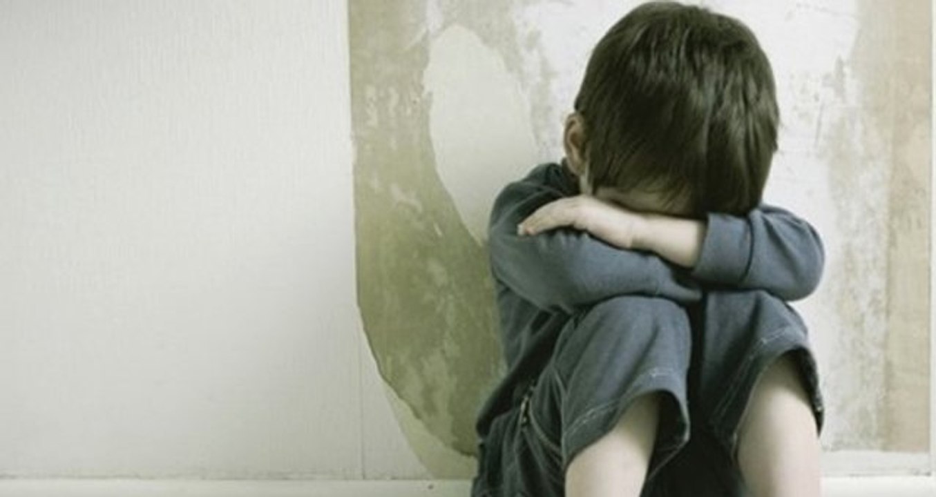 Aile, Çalışma ve Sosyal Hizmetler Bakanlığı, pedofili ile suçlanan kitabın yazarı için harekete geçti