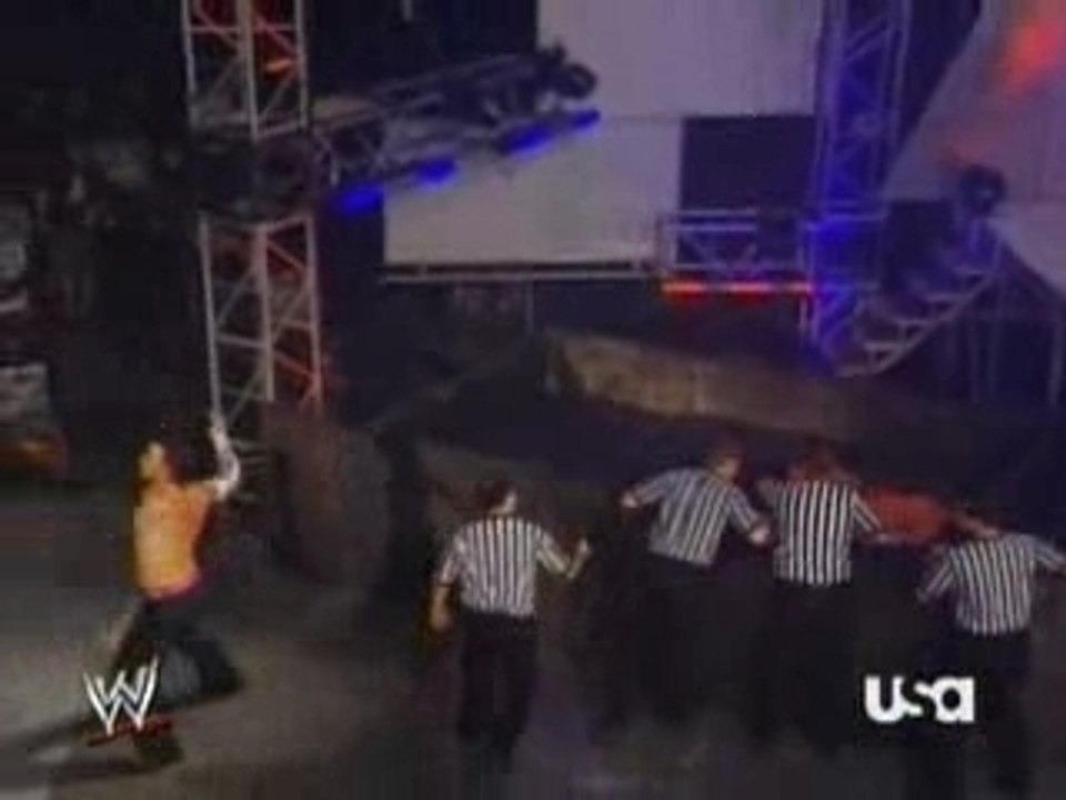 Wwe raw Jeff Hardy destroys Randy 14.01.2008