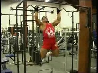 Jamo's Overhand grip pull Ups