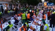 العاصمة: والي العاصمة يشرف على إفطار جماعي على شرف عمال النظافة