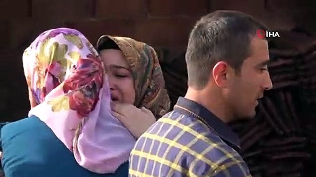 Ahır, Odunluk ve Evlerinin Yanışını Ağlayarak İzlediler