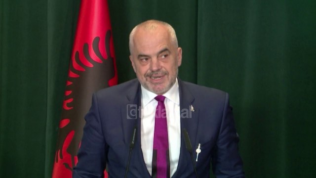 Rama u pergjigjet ashper akuzave per ndarjen e Kosoves