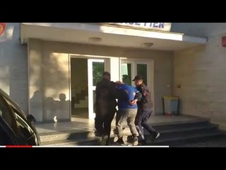 Report TV - Fier, ndalohen dy vlonjatët/ Njëri vidhte motoçikleta, tjetri i shiste