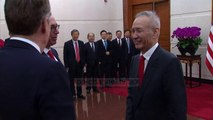 Vendimi i Trump, dyfishon tarifat për mallrat kineze - Top Channel Albania - News - Lajme