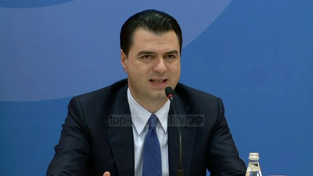 Basha: Rama, mos kalo caqet! Largimi, i panegociueshëm - Top Channel Albania - News - Lajme