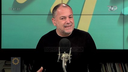 Wake Up/ Adrian Paci vendos “Ekranin e Artit”, në oborret e shtëpive shkodrane