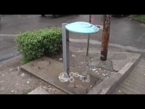 RTV Ora - Mbijetuan më pak se 2 vjet, koshat në rrugët e Lezhës dhe Shëngjinit janë vjedhur