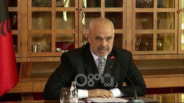 RTV Ora - Rama tregon pse kandidoi kryetar bashkie ne Mat, gardistin e 21 janarit