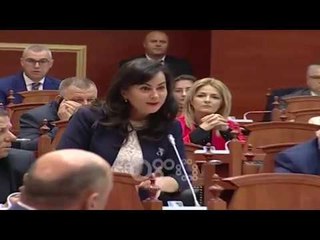 RTV Ora - Kuvendi me 12 deputetë të rinj, ja kush u betua sot