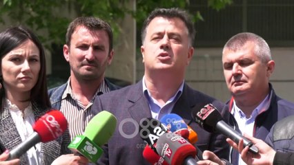 RTV Ora - Lirohen 7 protestuesit e 13 majit