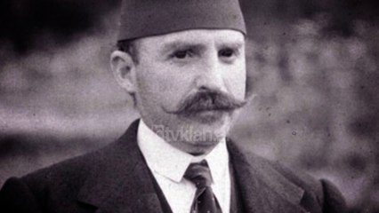 Rishikimi i figures se Esat Pashe Toptanit