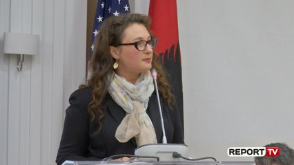 Lufta kundër ekstremizmit të dhunshëm, Leyla Moses-Ones: Puna e mirë me shokë shumë
