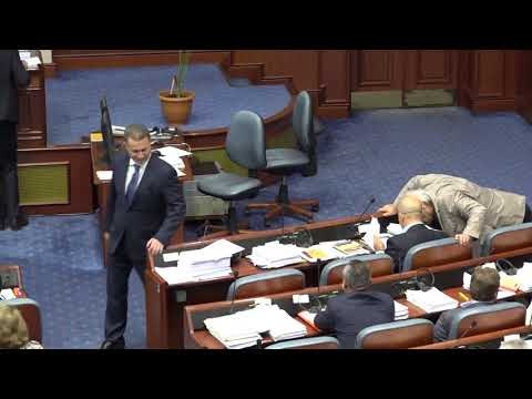 Мандатот на Груевски, вторник или среда на комисија