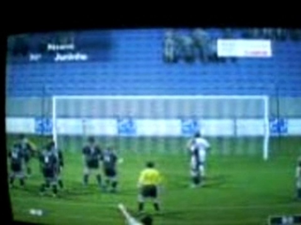 Juninho tueur de gardien