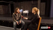 Aktori Genti Deçka rrëfen eksperiencën e tij, si homoseksual tek ‘Engjëjt e Amerikës’
