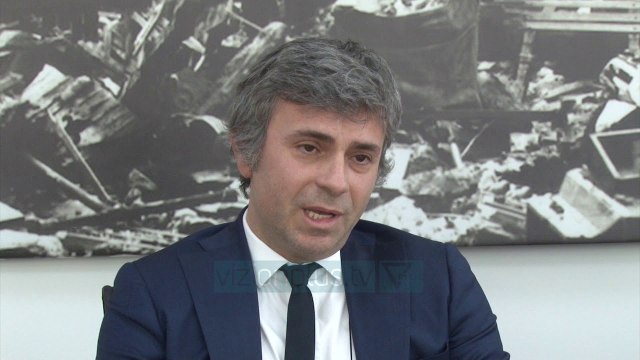 Studentët rinisin nesër protestën para Ministrisë së Arsimit - News, Lajme - Vizion Plus