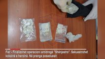 Report TV - Sekuestrohet heroinë dhe kokainë në Fier, tre të arrestuar, një në kërkim