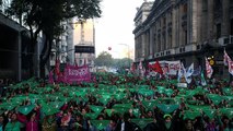 مظاهرة حاشدة أمام البرلمان الأرجنتني دعماً لـ