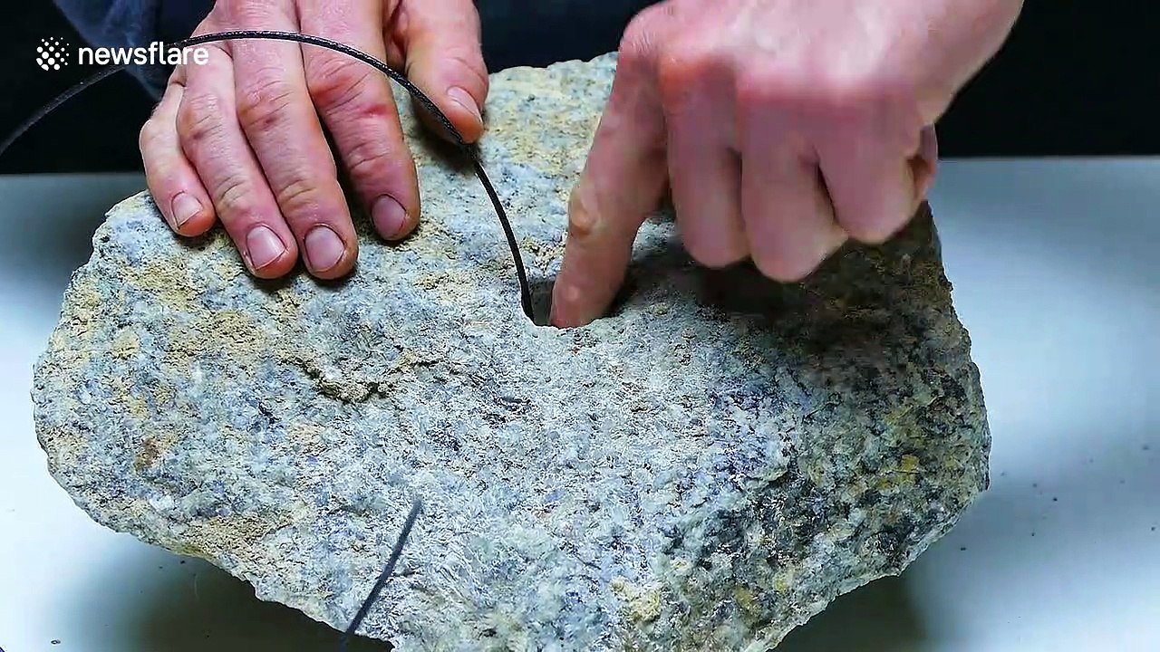 Rock vs gunpowder: an explosive experiment