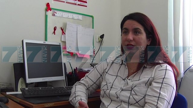 SHTOHEN TE PREKURIT ME HIV AIDS, MJEKET JAPIN ALARMIN - News, Lajme - Kanali 7