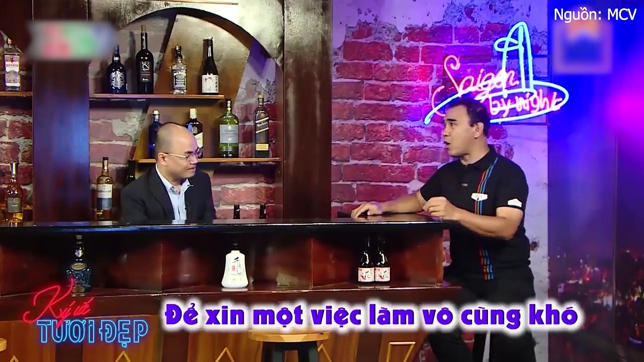 Quyền Linh nghẹn ngào nhớ lại ngày đầu bước chân lên thành phố.