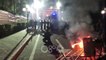 RTV Ora - Pa koment/ Protestuesit hedhin gurë dhe shashka drejt policisë