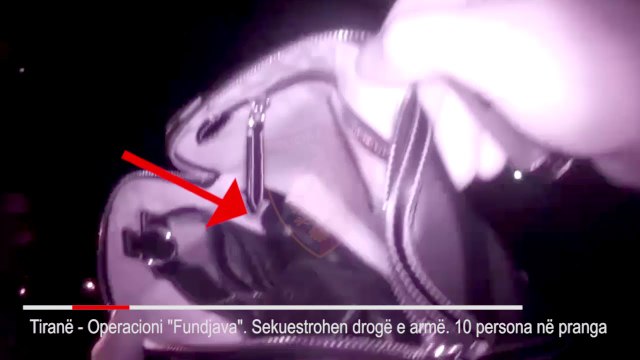 Report TV -Aksion në Tiranë/ Arrestohen 9 persona, sekuestrohen armë e kokainë