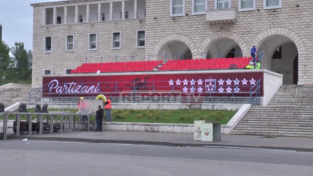 Ngrihet skena e festës në sheshin ‘Nënë Tereza’, Partizani gati për festën e titullit
